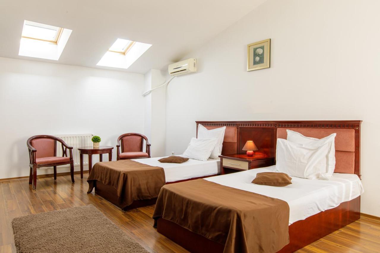 Lira Pacific Aparthotel Constanta Luaran gambar
