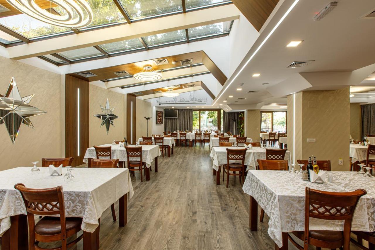 Lira Pacific Aparthotel Constanta Luaran gambar