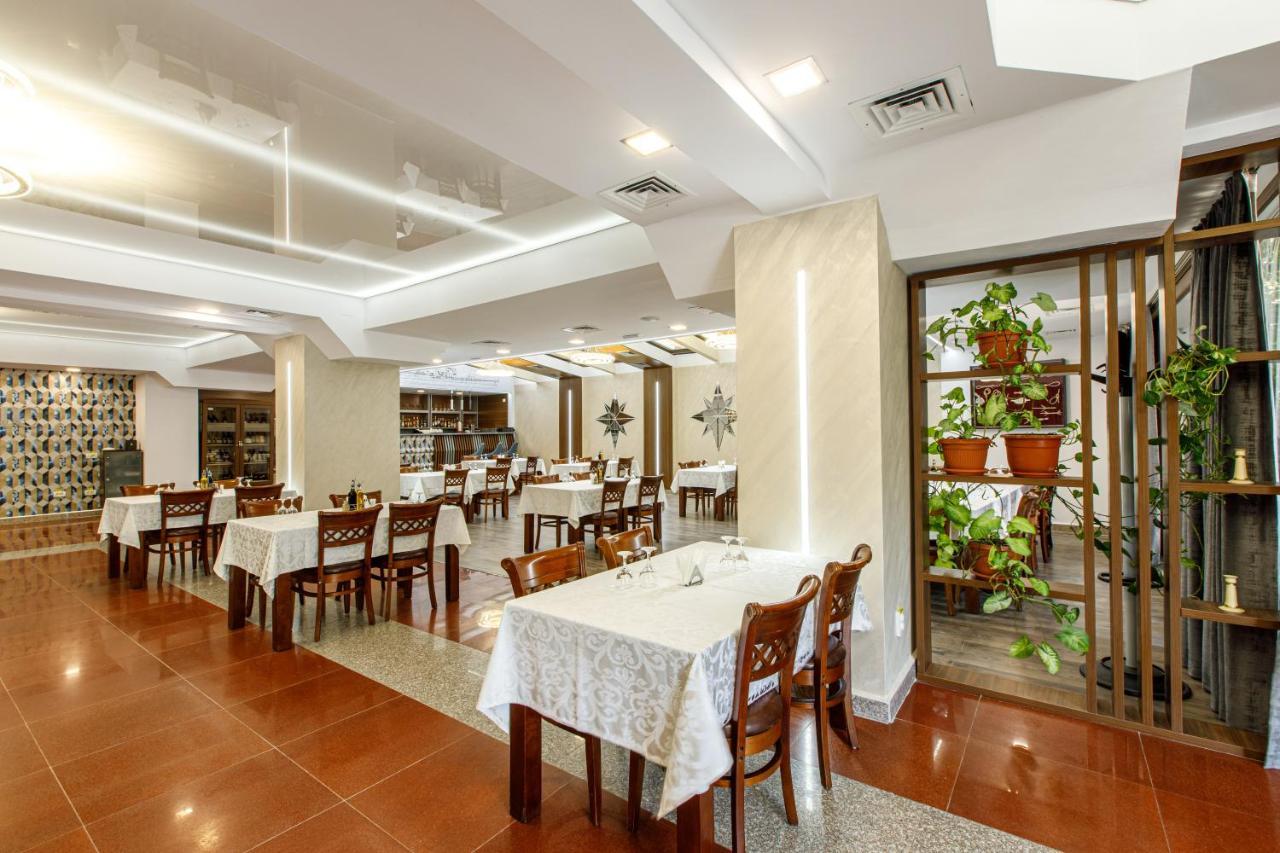 Lira Pacific Aparthotel Constanta Luaran gambar