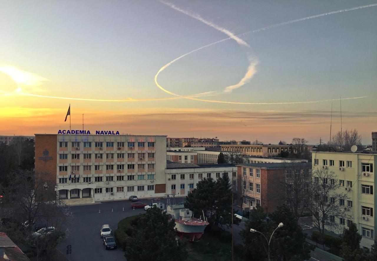 Lira Pacific Aparthotel Constanta Luaran gambar