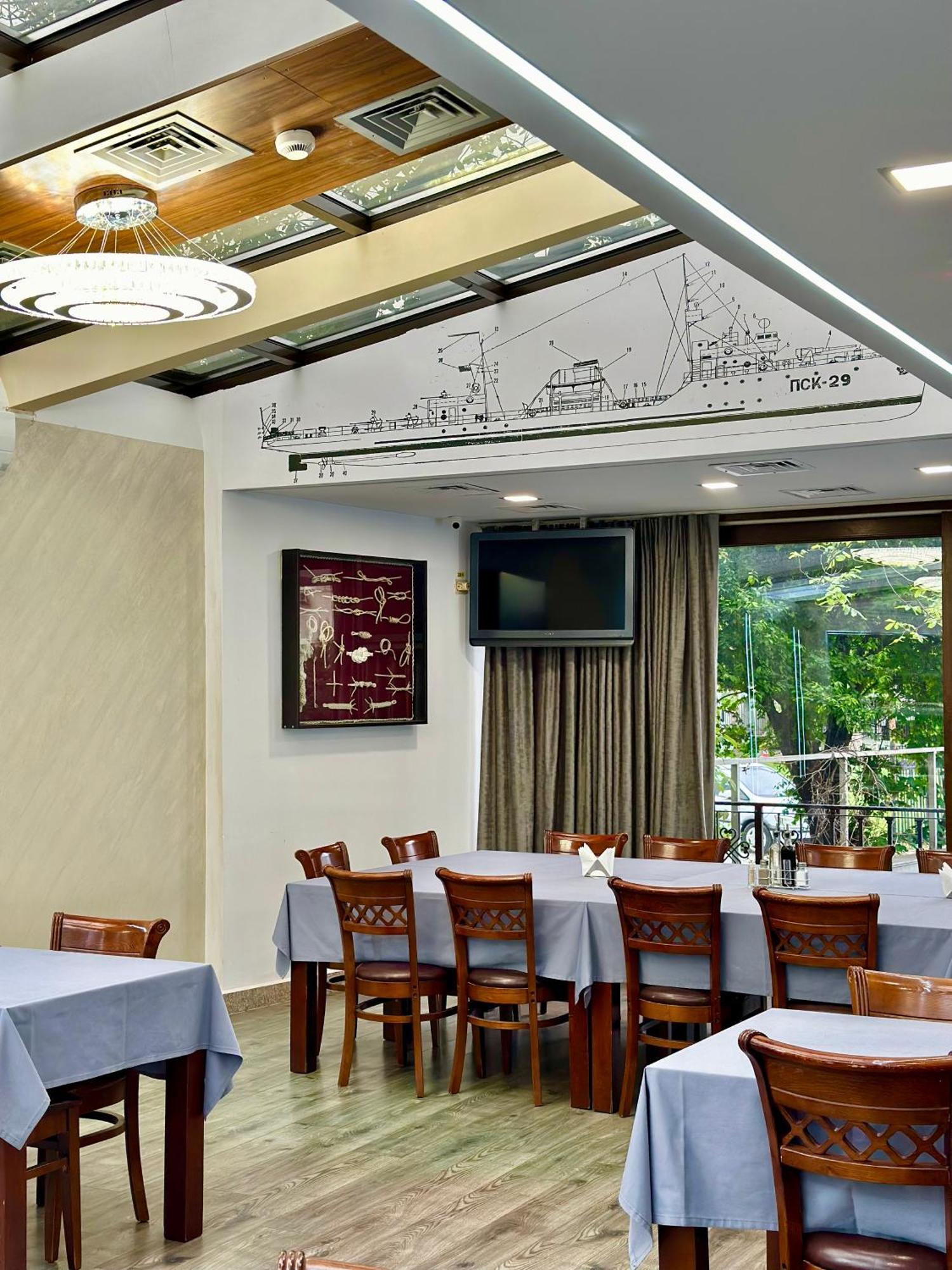 Lira Pacific Aparthotel Constanta Luaran gambar